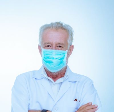Dr. Emilio Bracho